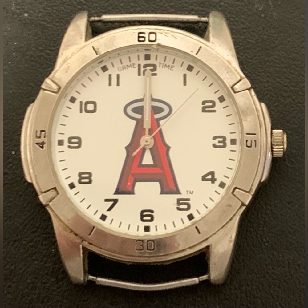 Source Unknown Los Angeles Angels Silver and Red Team Logo Watch